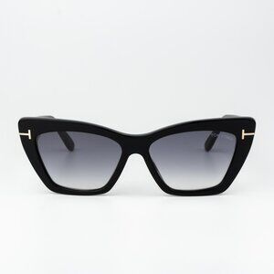 Tom Ford WYATT Women Sunglasses Black Gradient Smoke Cat Eye FT0871/S 01B BRAND